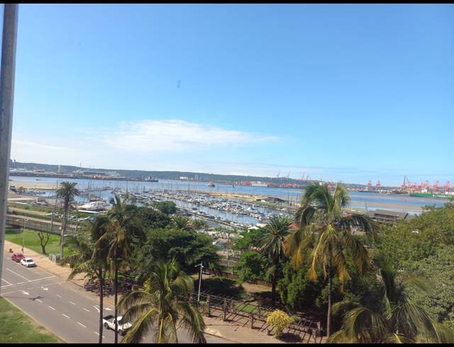 1.5 BEDROOM FLAT FOR SALE IN ESPLANADE